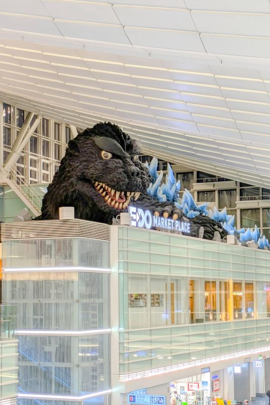 Godzilla in Haneda airport photo
