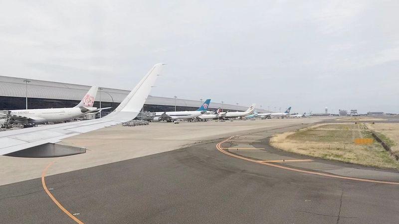 A new sight for JAL at Haneda photo