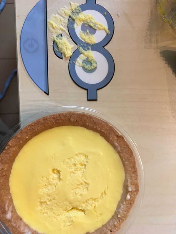 Minion tart: disappointing deliciousness photo