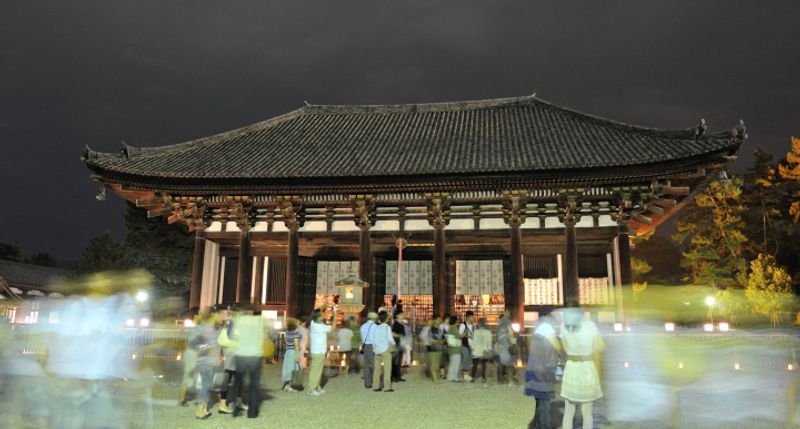 How much does it cost to travel from Tokyo to Nara? photo