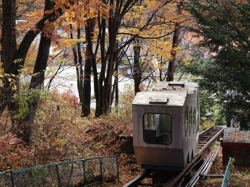 Ryokan's private cable car takes guests to amazing mountain-top onsen, Nagano photo