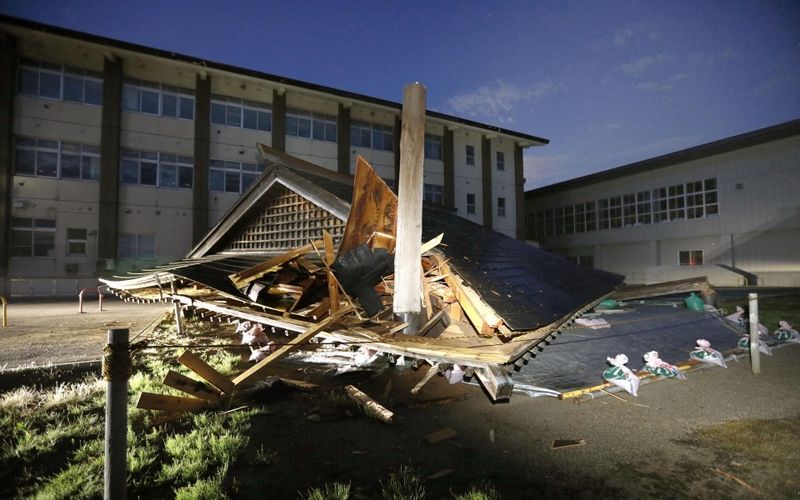 Roof collapse cancels school Thursday for Lowell Elementary Education News