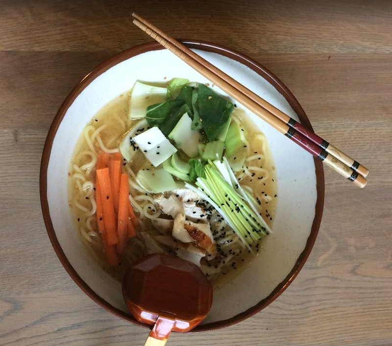 10 Useful Japanese Terms for Chopstick Actions to Avoid photo