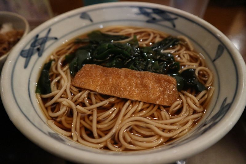 Faith in soba noodles after all; Tendon and soba set delivers the goods photo
