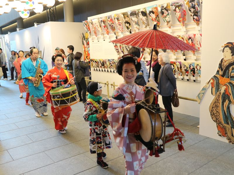 “东京工艺品交易会”是日本传统工艺的现代角色 photo