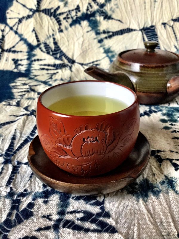 Shizuoka ryokucha with yuzu in the right teacup photo