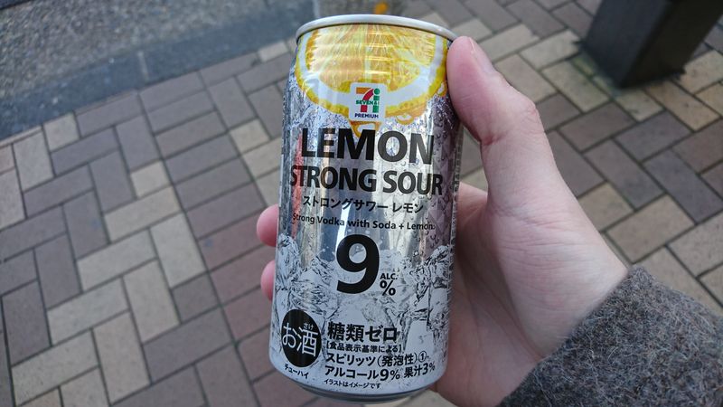 Cheap Drunk: 7&i's Lemon Strong Sour photo
