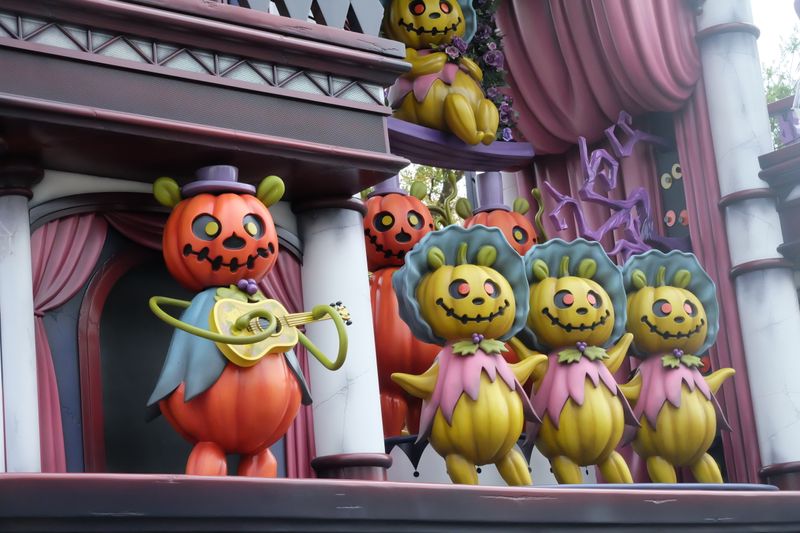 Halloween at Tokyo Disneyland photo