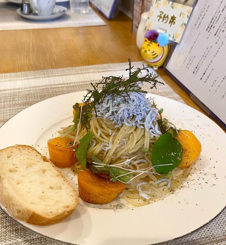 Japan's pastas push the boundaries photo