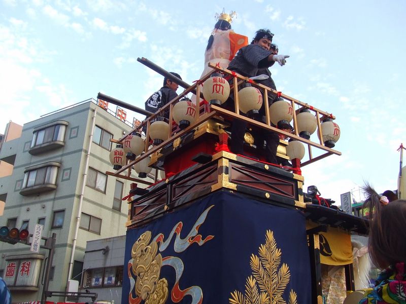 Festival float - before and after photo