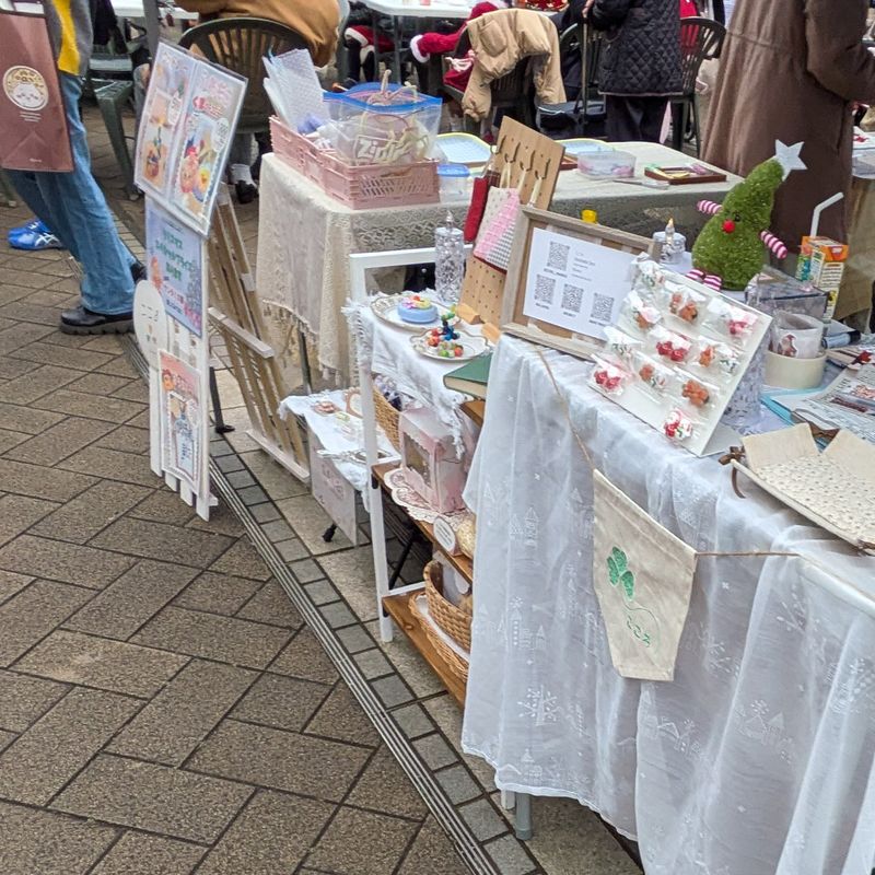 Christmas craft markets in Japan  photo