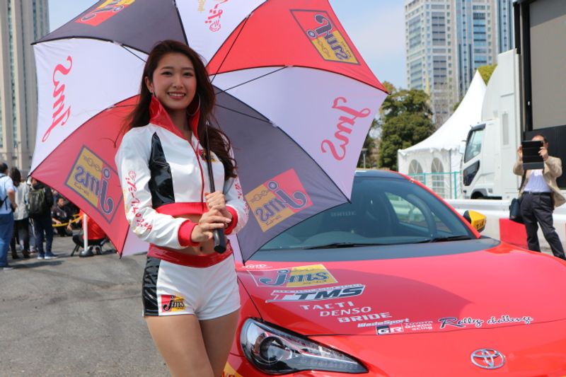 Motor Sport Japan 2017 revs up in Odaiba - images photo