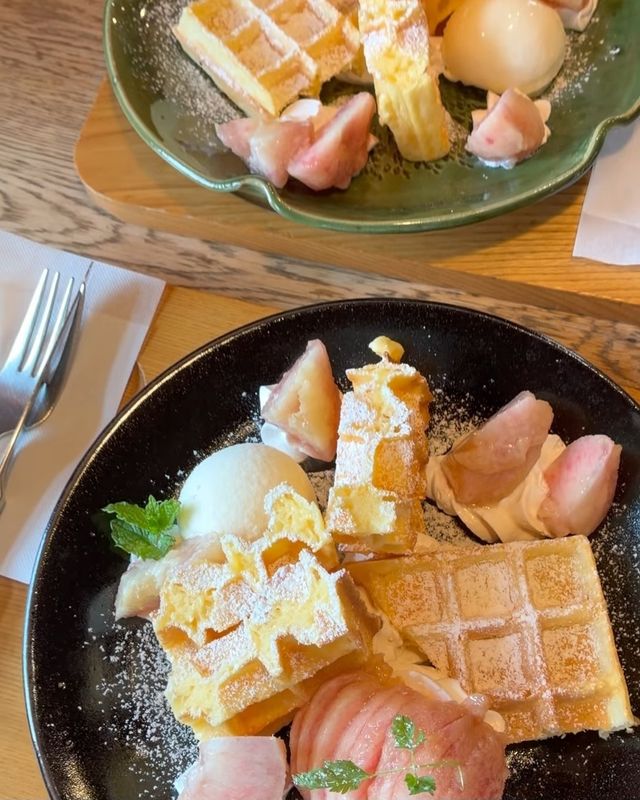 An appreciation for peach season in Japan photo