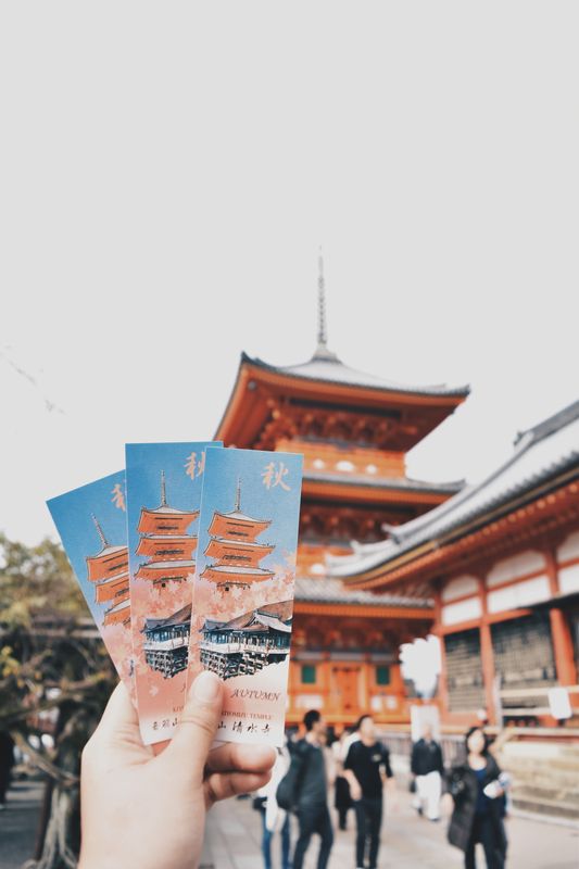 Top 3 "Must See" Sights in Kyoto! photo