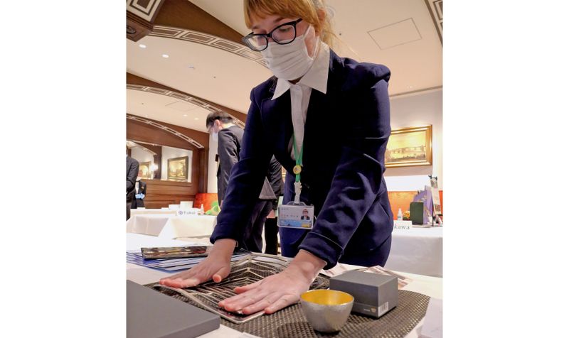 People of Hokuriku Sanken prepare for new arrivals ahead of shinkansen extension   photo