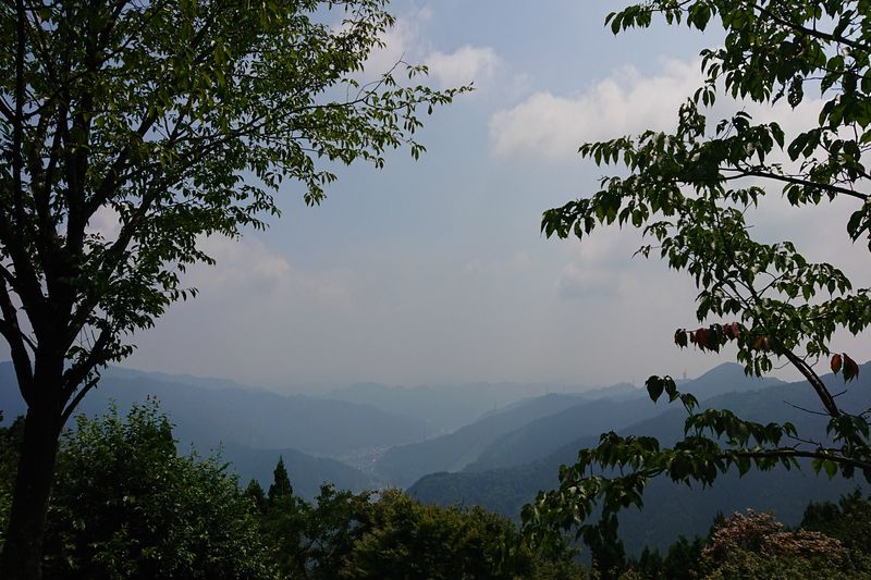 从山上徒步旅行Mitake和岩石花园到Mt.日出 photo