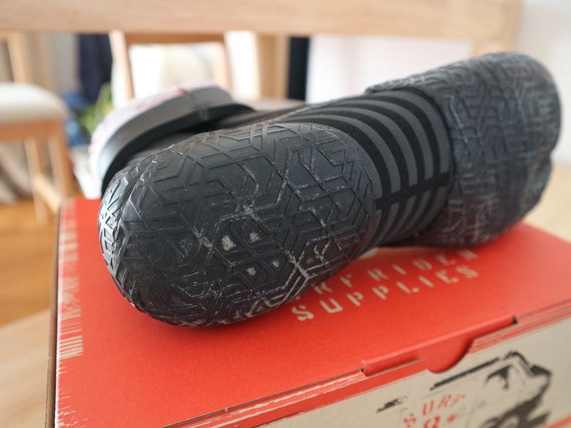 Perlengkapan selancar musim dingin Jepang: SURF 8 boots photo