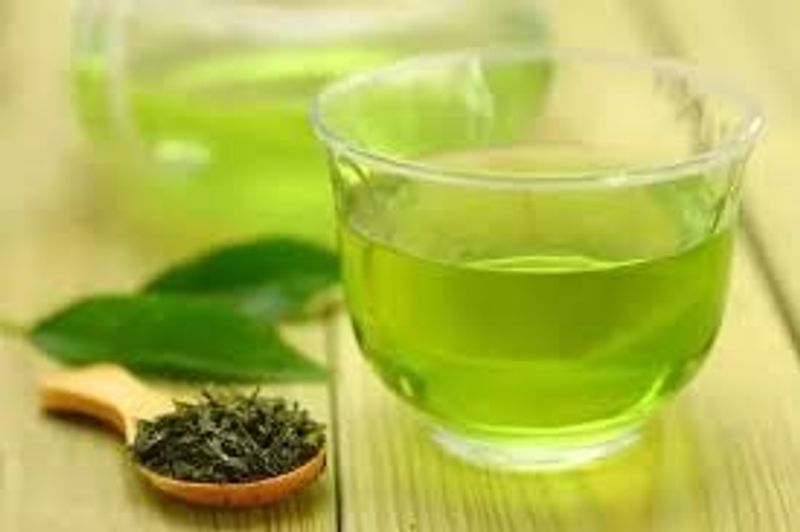 Drinking green tea may help reduce the risk of Alzheimer’s disease photo