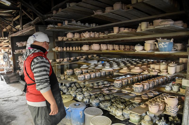 Locals serve up luxury tea butler experience in Ureshino City photo
