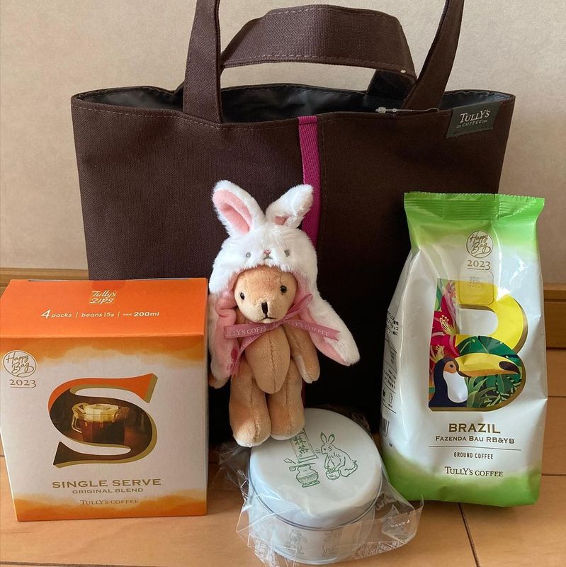 A fukubukuro for coffee lovers at Tully's Coffee photo