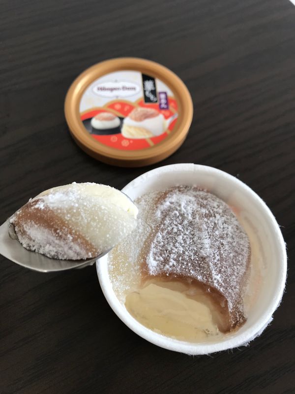Häagen-Dazs Fall Ice Cream 華もち 栗あん photo
