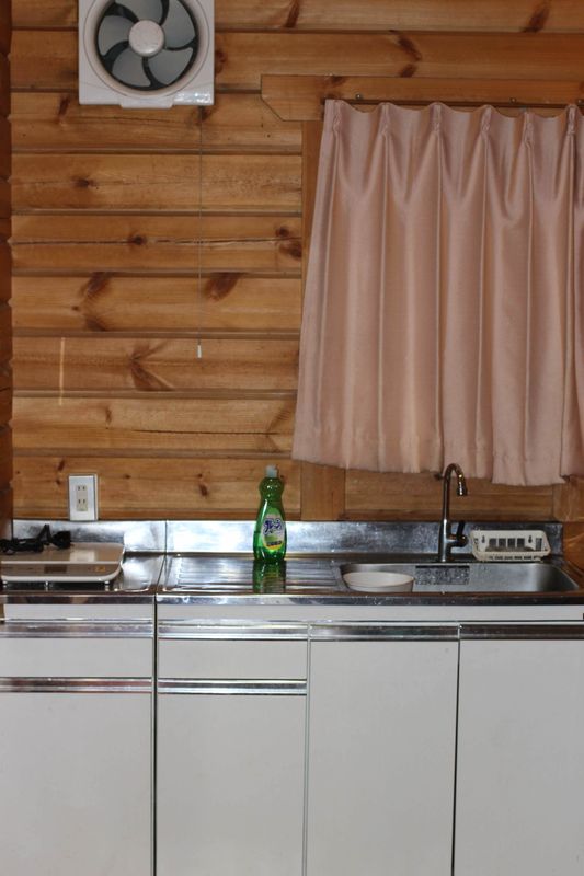 Dishes when you live in an earthquake prone country photo