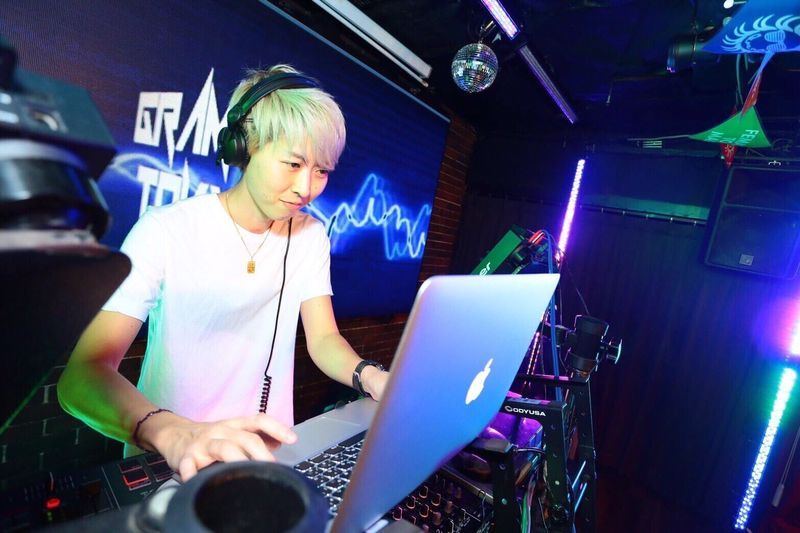 Finding identity in FTM, Tokyo bar owner helps others take pride in theirs photo