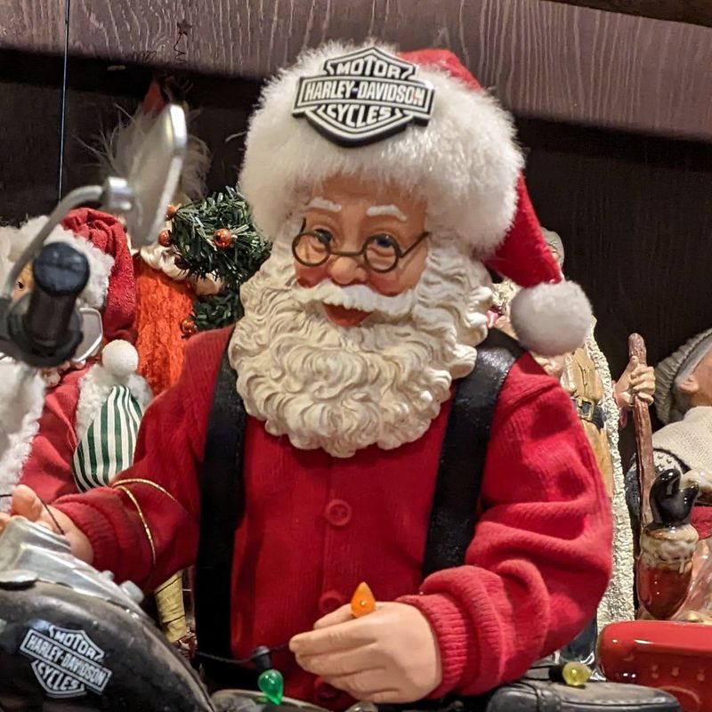 A place to visit Santa Claus in Yokosuka photo