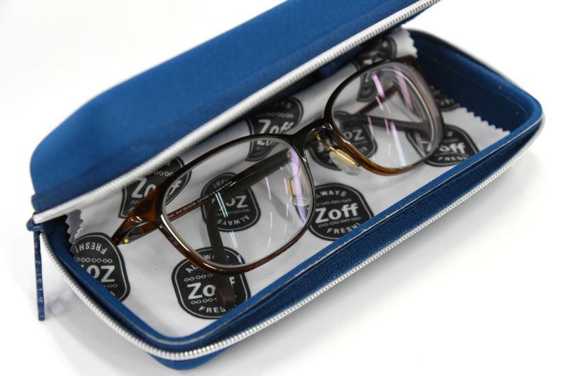 How to buy a pair of glasses from Zoff, Japan photo