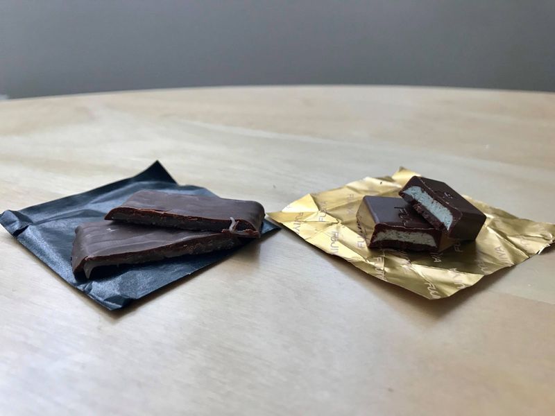 'baskin robbins' chocolate mint photo