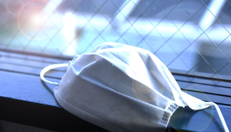 コロナ時代のフェイスマスクを着用した熱中症予防のための省発行ガイドライン photo