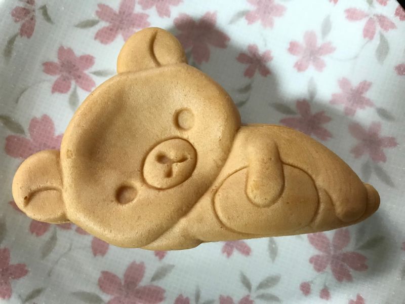 Limited time only Rilakkuma filled pastry photo