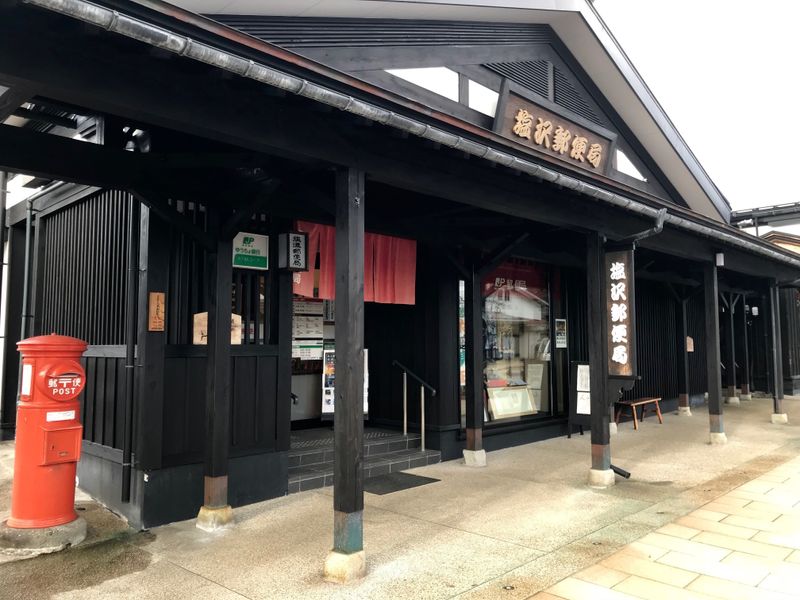新潟のスノーカントリーの中心にある伝統的な商店街「ボクシストリート」 photo