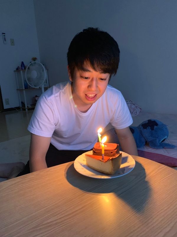 私の日本のボーイフレンドの誕生日を祝う photo