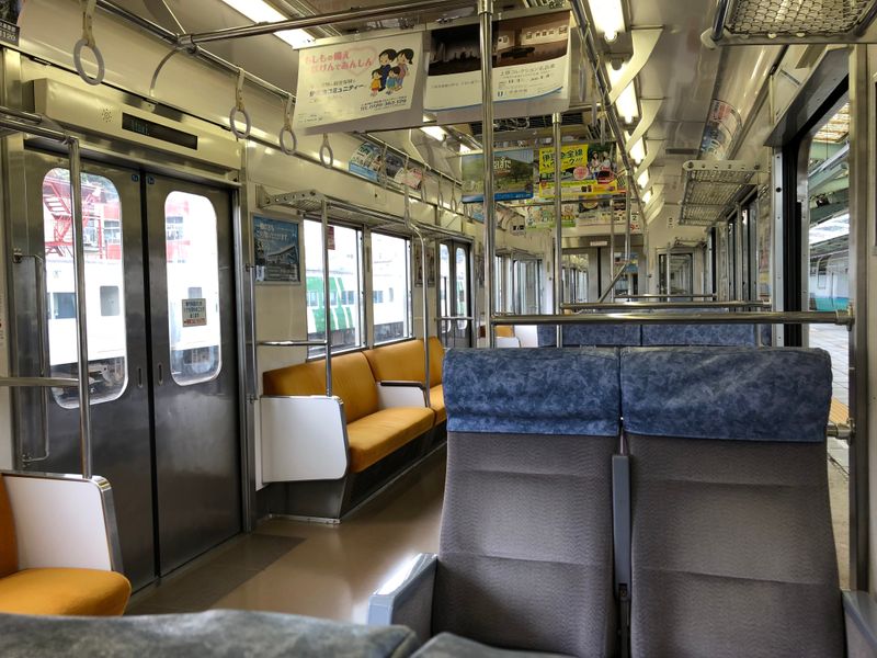 列車で東京から下田までいくらかかりますか？ photo