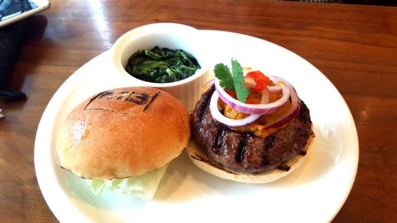 Found the Tastiest Hamburger in Tokyo photo