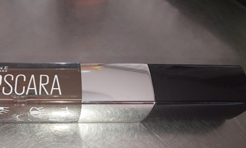 Lie-like mascara! photo