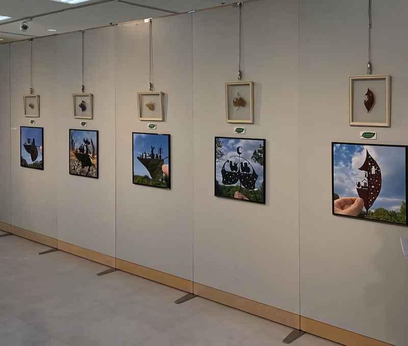 A super cool exhibition focused on leaf art! photo