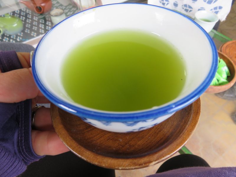A visit to a Shizuoka green tea specialty shop in Yorii photo