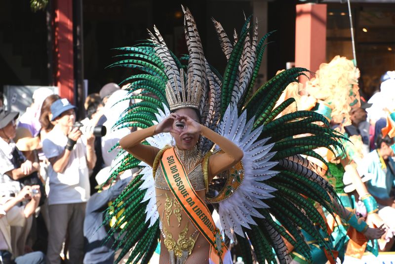 Asakusa Samba Carnival 2018:  Faces and costumes of the 37th parade photo