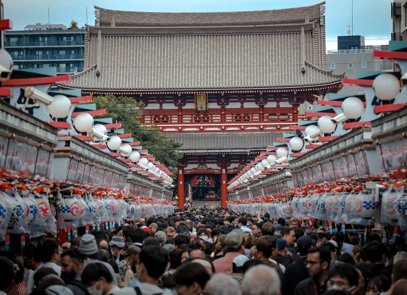 Asakusa, Niseko selected among 20 model areas to tackle overtourism photo