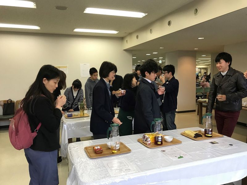 静岡キャンパス内のティーカフェで、いろいろなお茶をお楽しみください!! photo