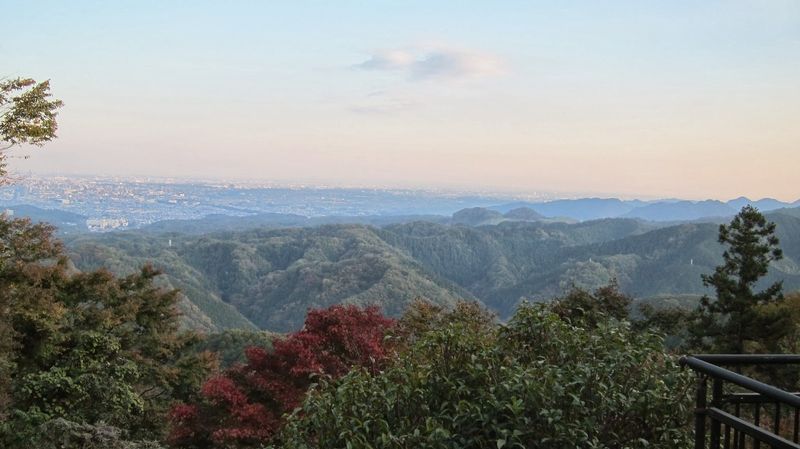 3 tempat hiking terbaik di sekitar Tokyo photo