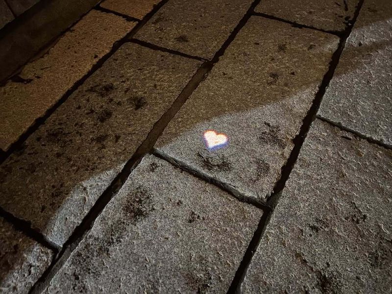 Loneliness in Japan isn't just an expat issue photo