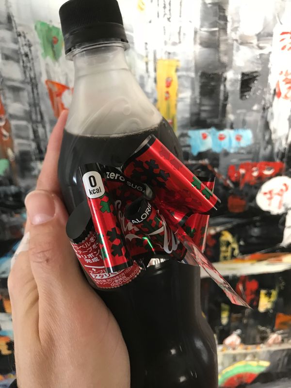 Coca-Cola’s ribbon bottles photo