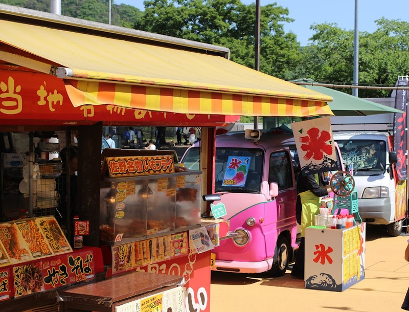 Food truck parks thanks to a boom in food truck culture photo