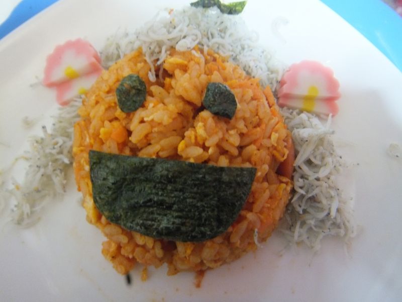 Those little white fish -- rice with eyes! photo