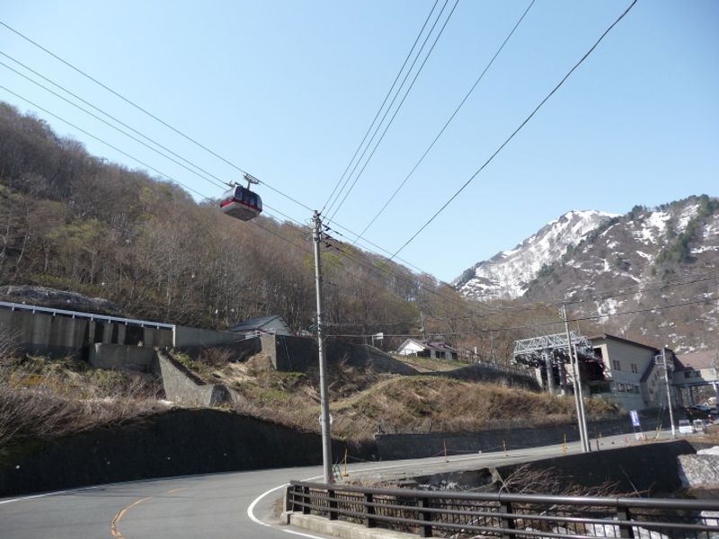 Golden Week: Hike or Ropeway Day Trips photo