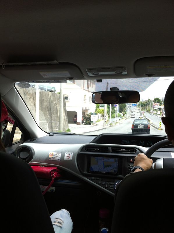 Alasan berkendara di Okinawa (dengan mobil sewaan) photo
