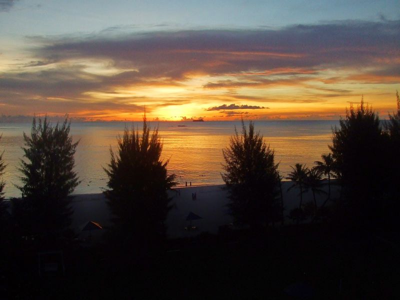 How I lost a small fortune when HIT travel went bankrupt photo